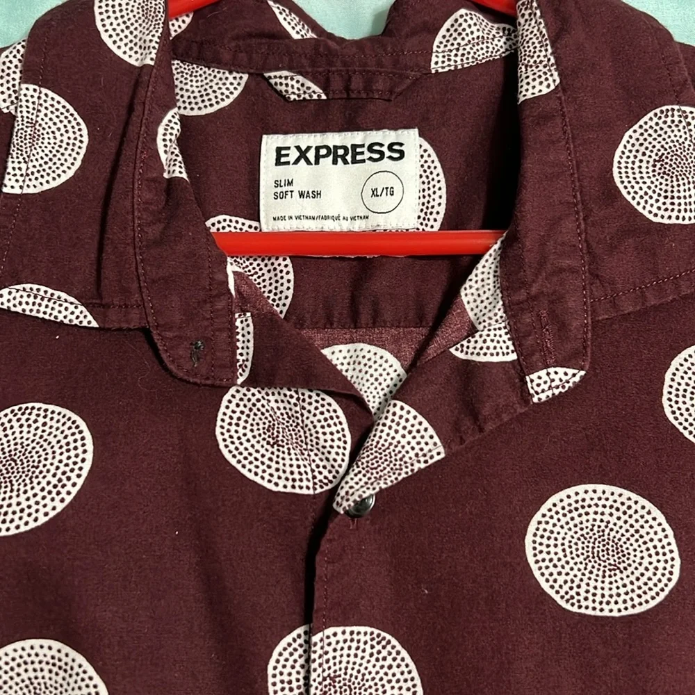 Button down shirt - Picture 2 of 4